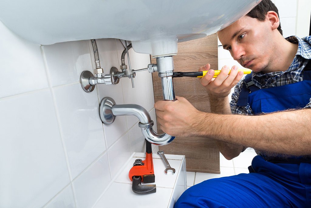 Professional Plumbing Services In Dubai Doorstep Repair